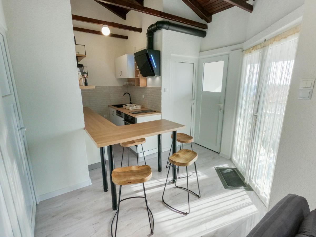 Apartments By The Sea Milna, Vis - 8895 Rukavac  Zewnętrze zdjęcie